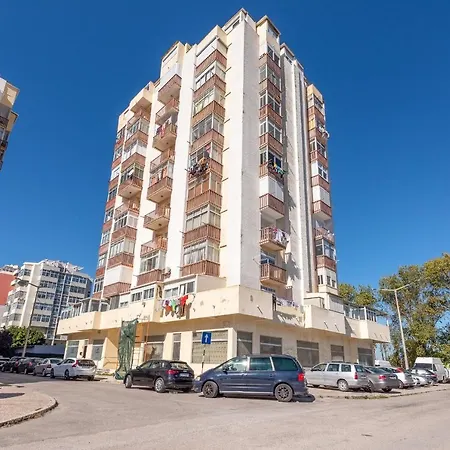 Guestready - Caparica Seaflowers II * Кошта-да-Капарика