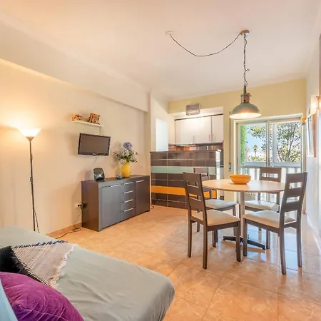 Guestready - Caparica Seaflowers II Апартаменты *