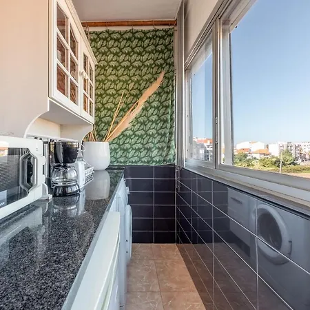 Апартаменты Guestready - Caparica Seaflowers II *